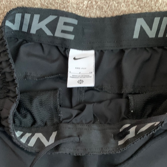 Nike Dri-FIT Men's 9 Black Woven Training Shorts Size S - Picture 7 of 14